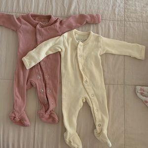 L’oved baby snap footies
